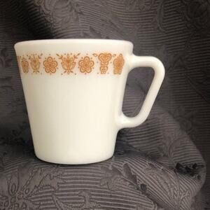 Vintage Pyrex mugs Butterfly Gold 8oz Milkglass